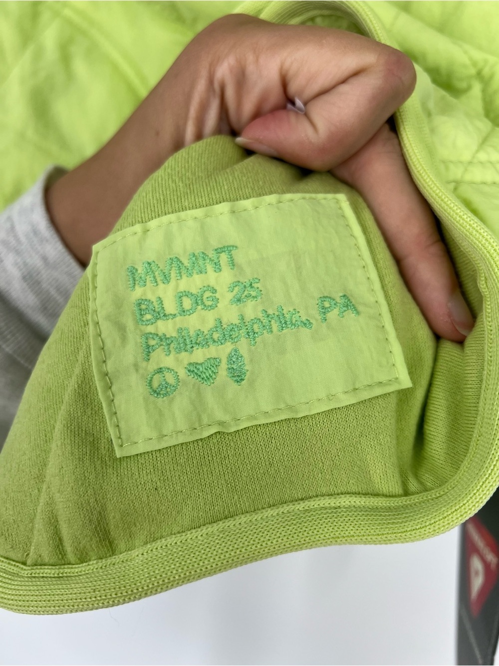 Free People Movement Quinn Lime Green Quilted Windbreaker Athletic Vest S NWT - Picture 6 of 8